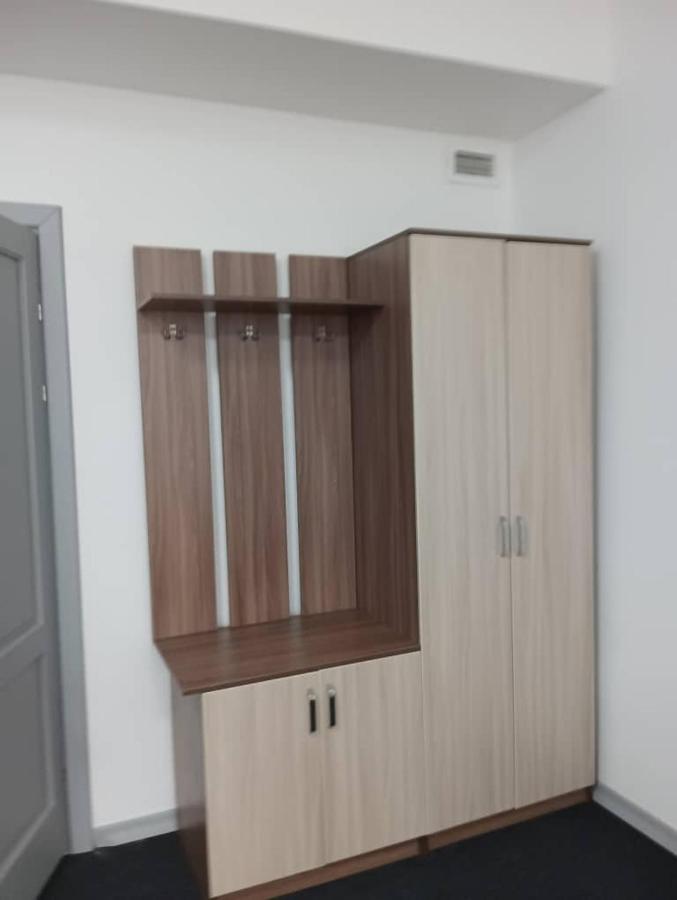 Bekbro Hostel Bishkek Bagian luar foto